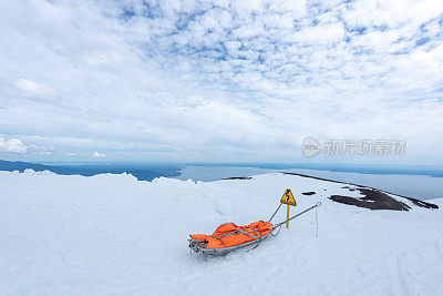 智利奥索尔诺火山的救生设备(Volcán Osorno)